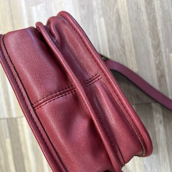 Frye and Co Handbag Crossbody Purse Maroon Vegan Leather - JL374 - Picture 8 of 9